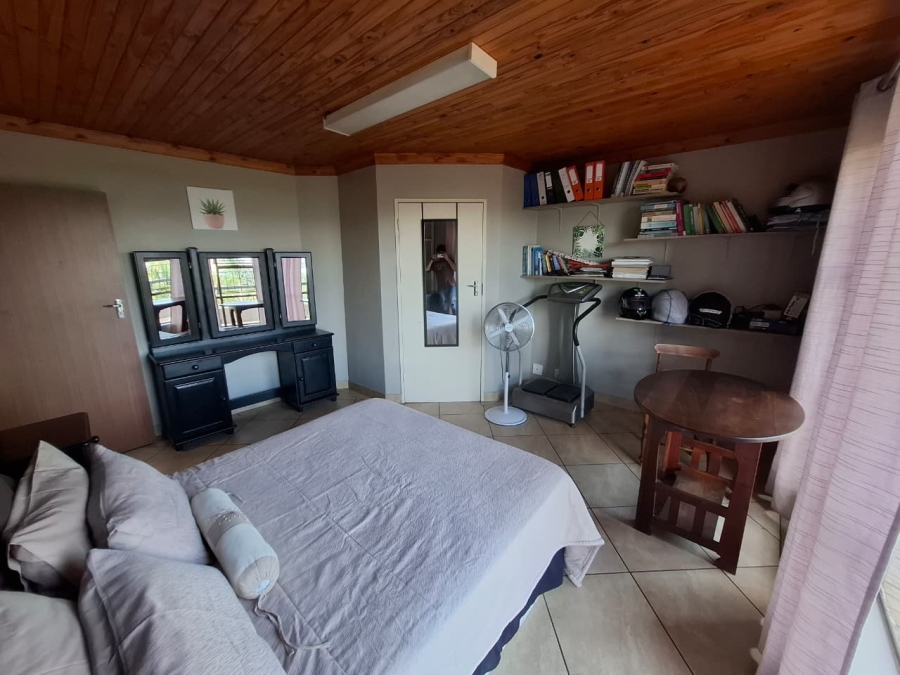 4 Bedroom Property for Sale in Kosmos North West